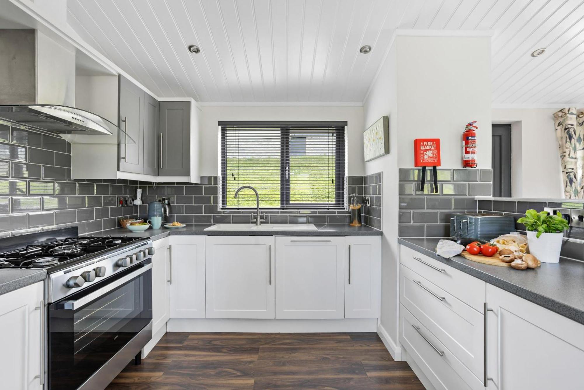 Lilac Lodge, 22 Roadford Lake Lodges 리프턴 외부 사진